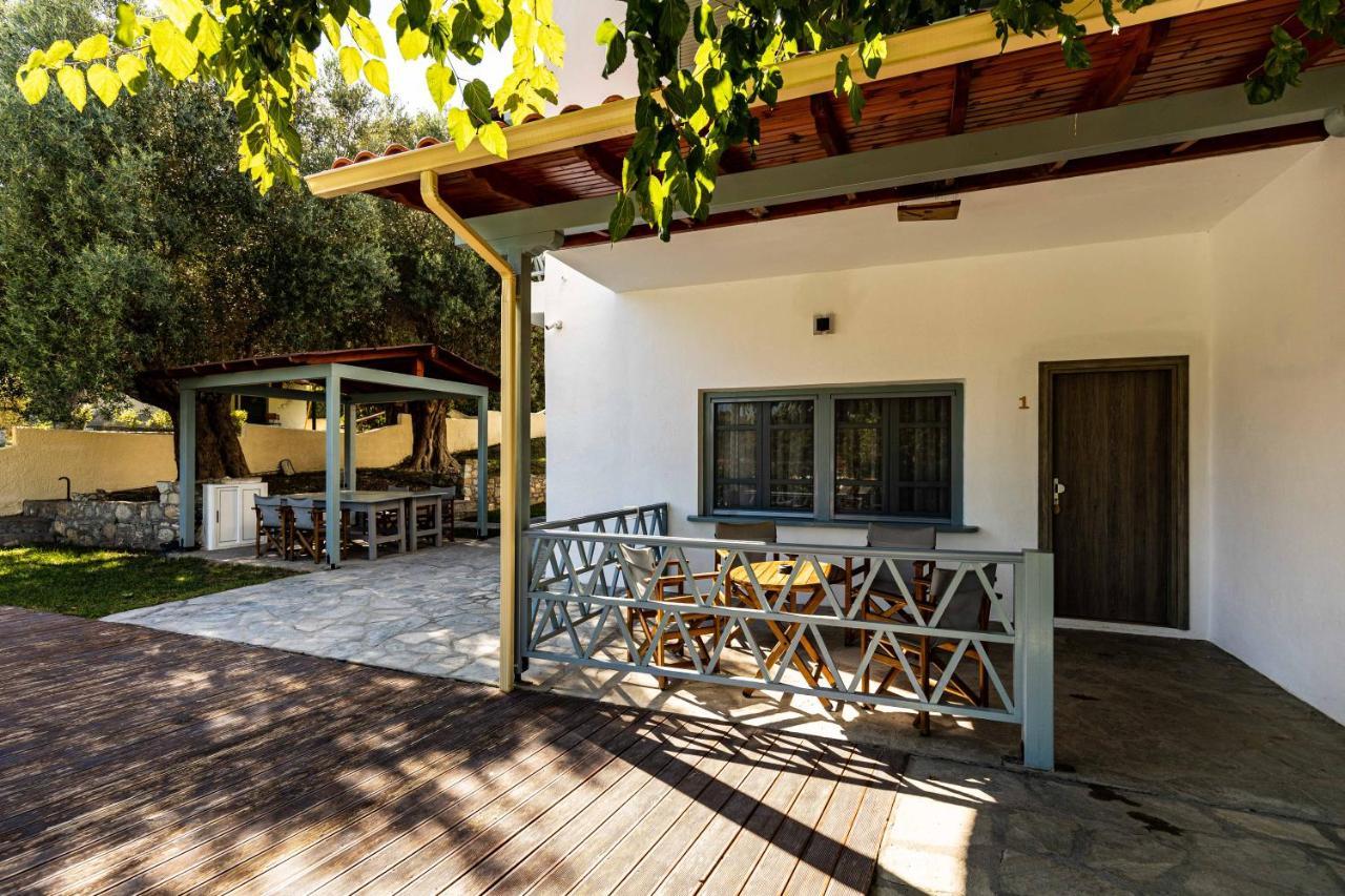 Casa Luxury Suites Paliouri Exterior foto