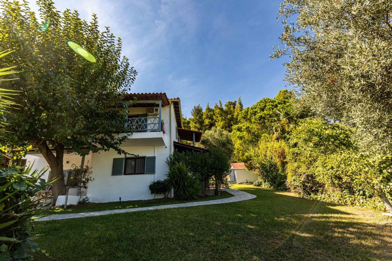 Casa Luxury Suites Paliouri Exterior foto