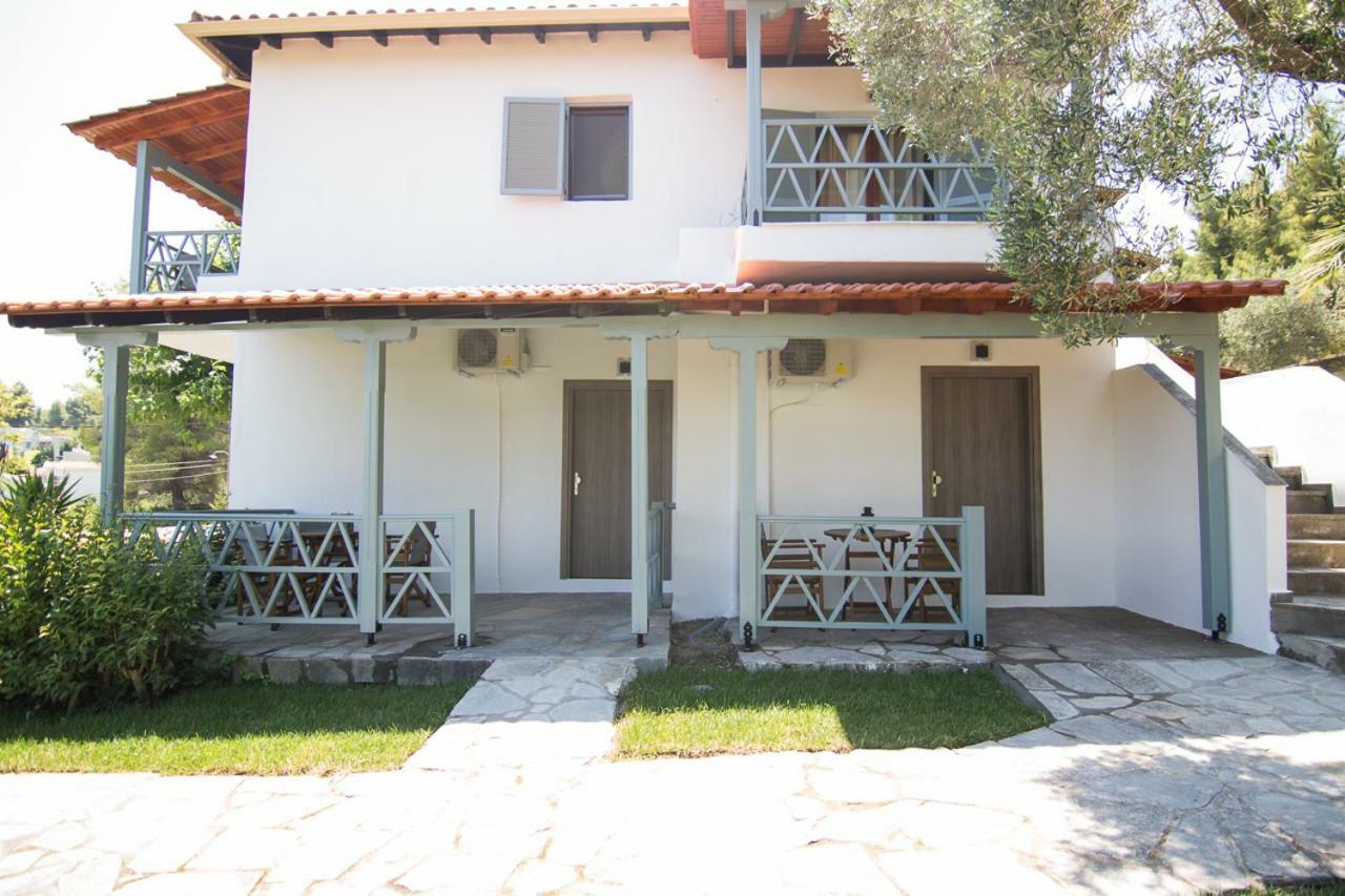 Casa Luxury Suites Paliouri Exterior foto